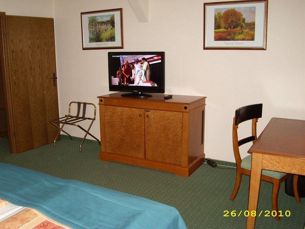 Waldschloesschen Bed & Breakfast Митенвалде Екстериор снимка