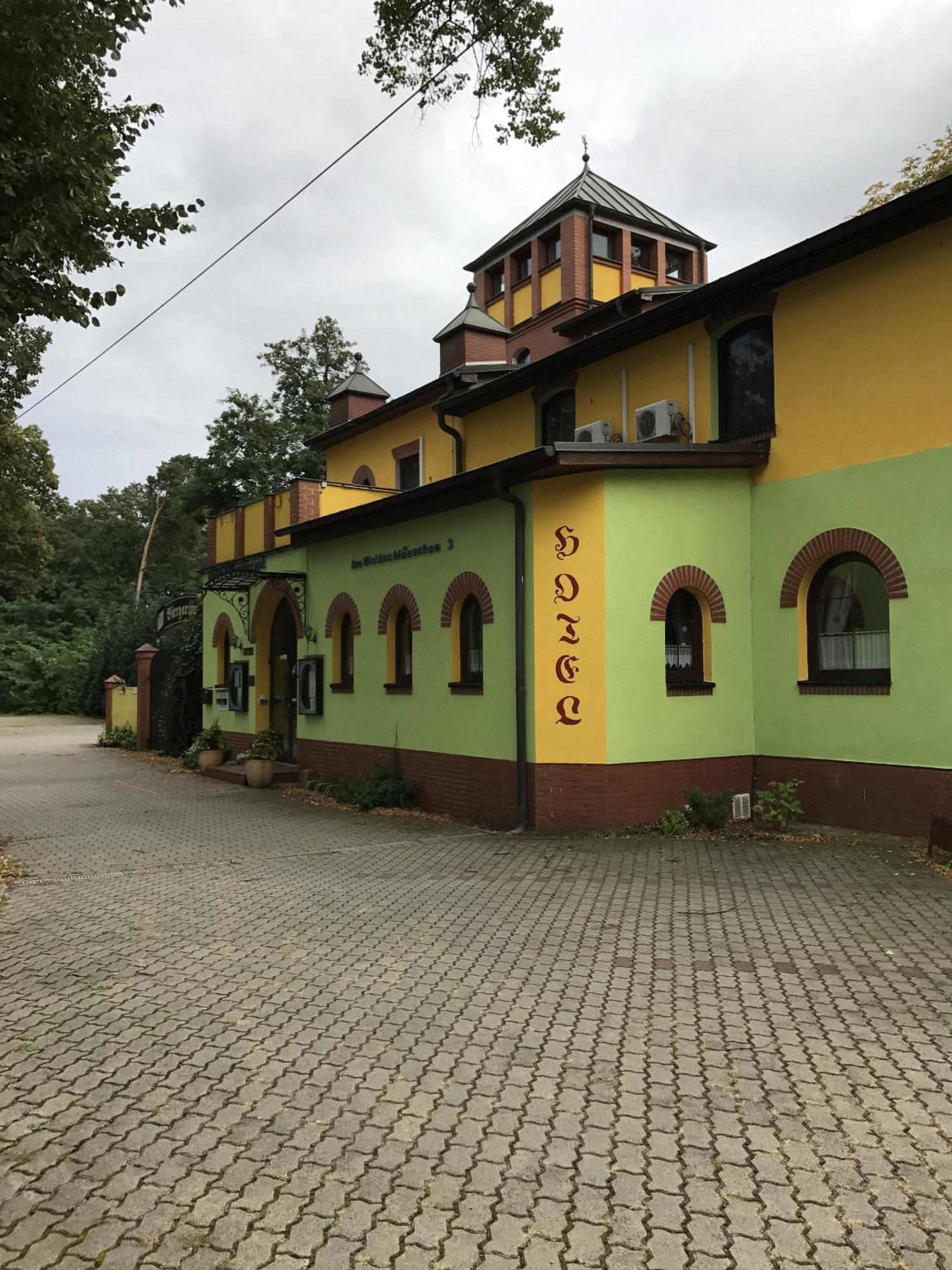 Waldschloesschen Bed & Breakfast Митенвалде Екстериор снимка