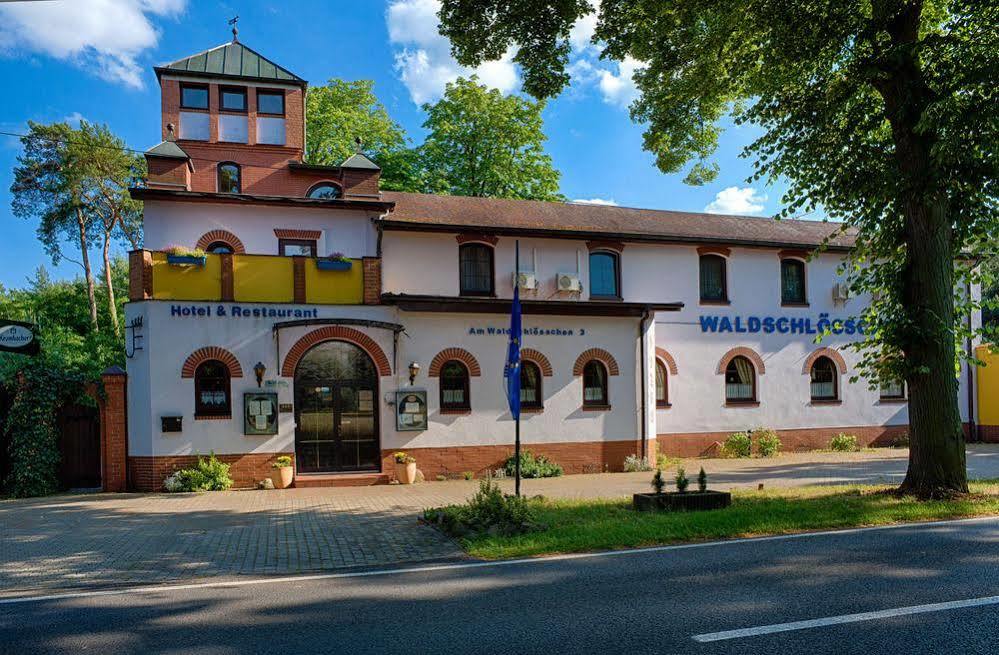 Waldschloesschen Bed & Breakfast Митенвалде Екстериор снимка